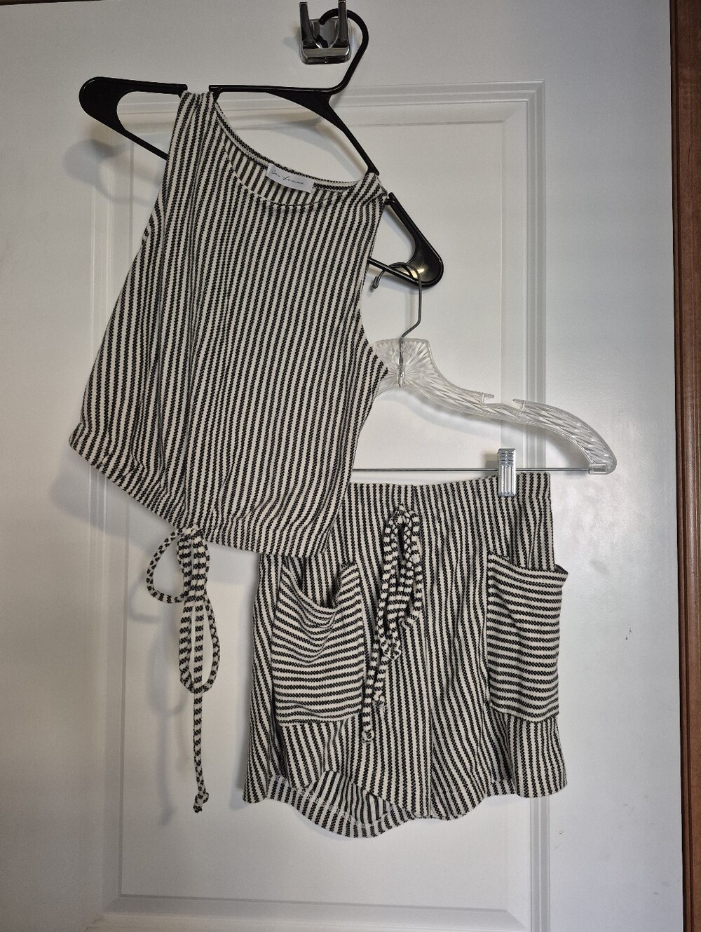 Ces Femme Black & White Striped Knit Set